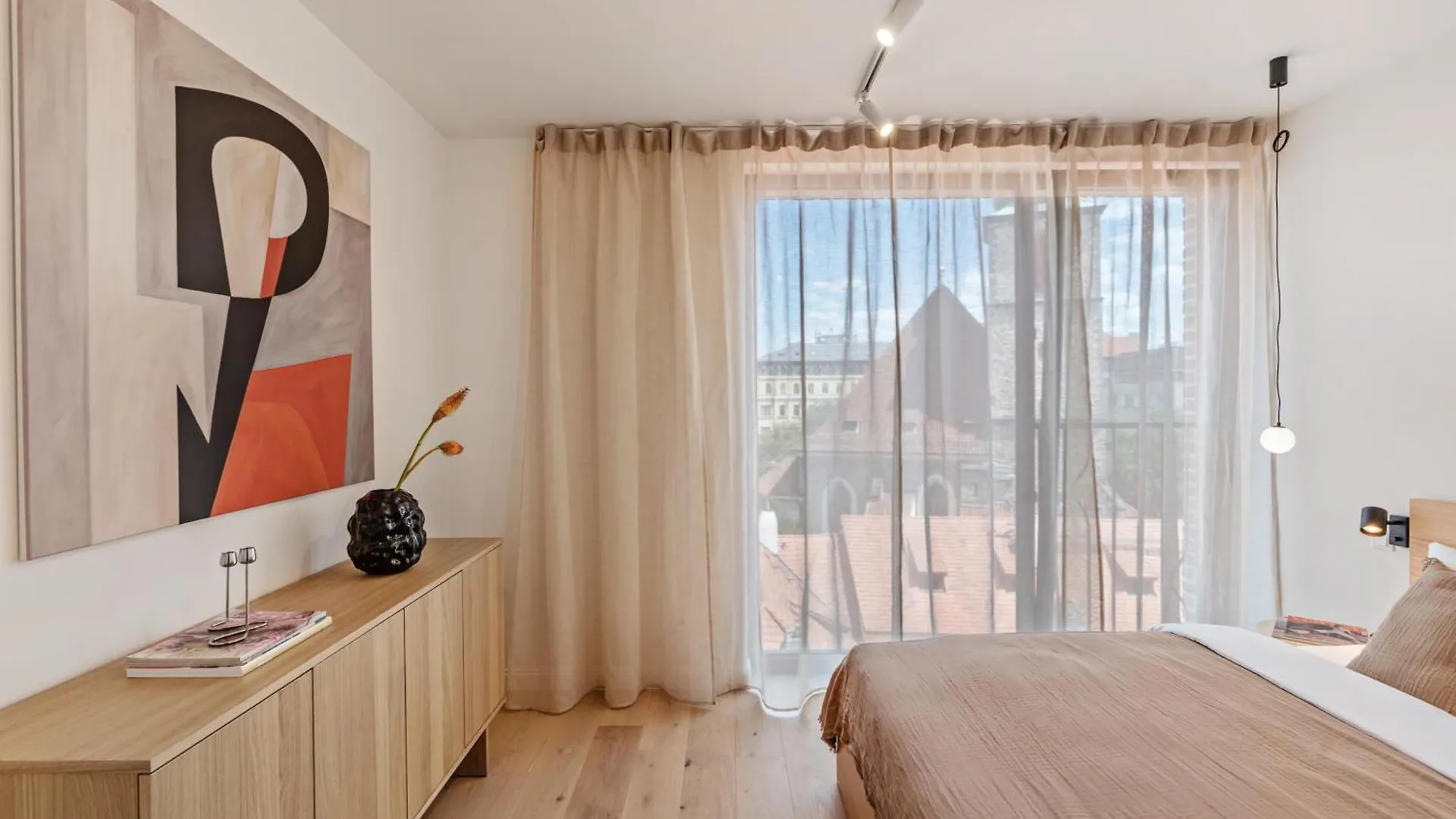 Turnkey I Henry'S Tower Apartments Prague Czech Republic