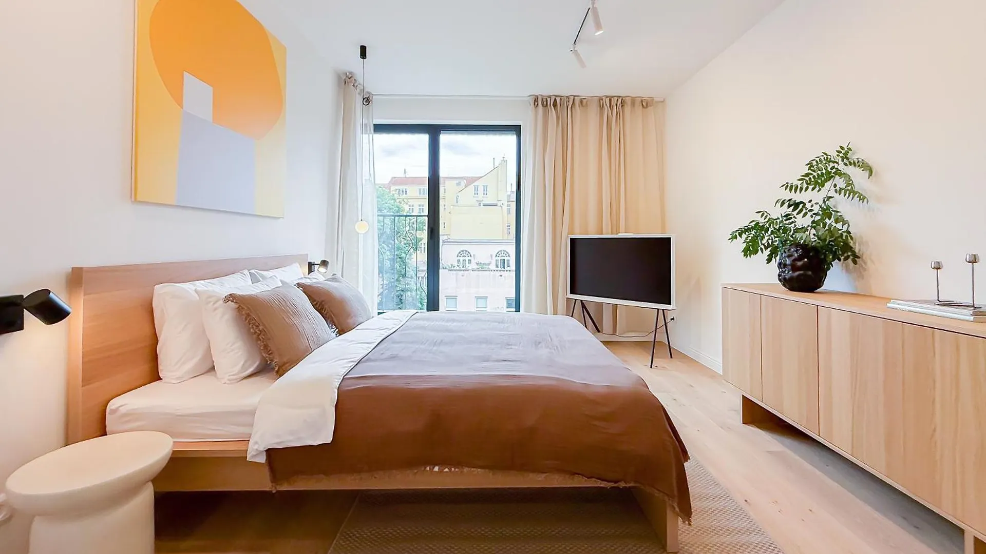 Turnkey I Henry'S Tower Apartments Prague Czech Republic
