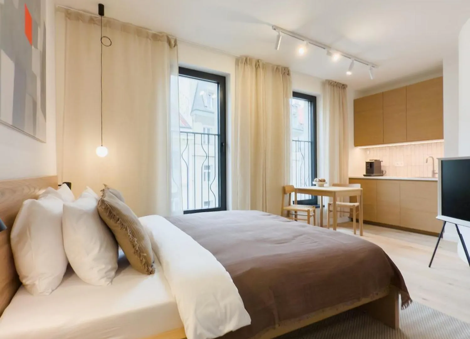 Turnkey I Henry'S Tower Apartments Prague Czech Republic