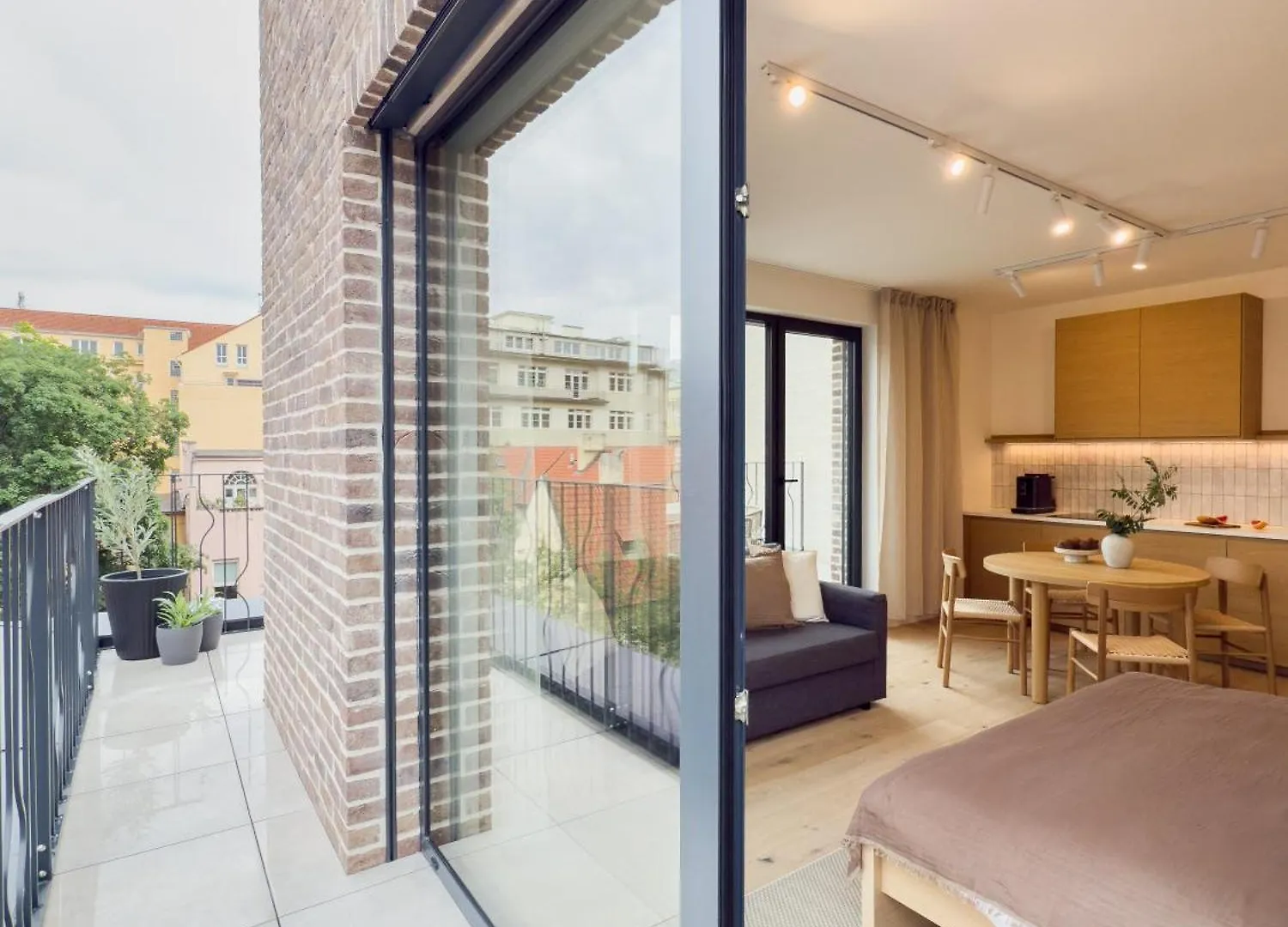Turnkey I Henry'S Tower Apartments Prague 0*,