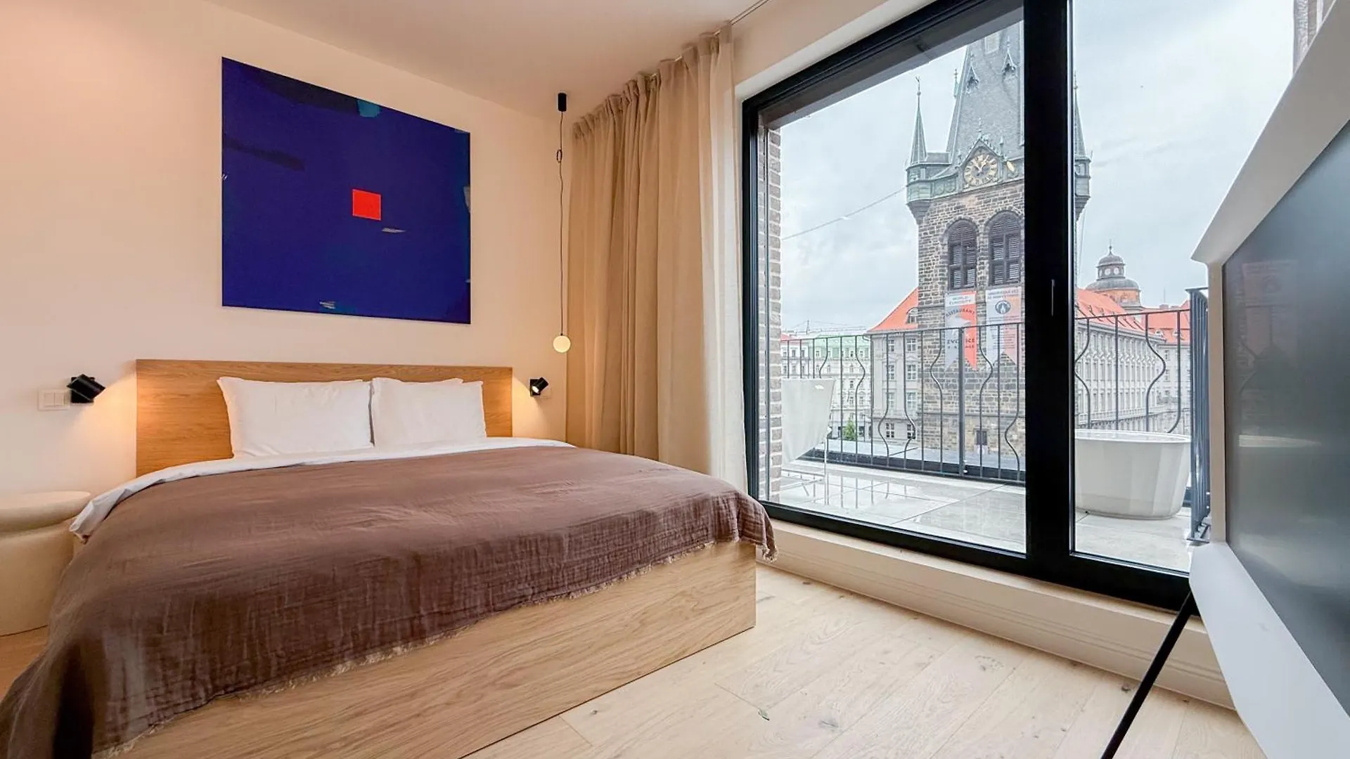Turnkey I Henry'S Tower Apartments Prague