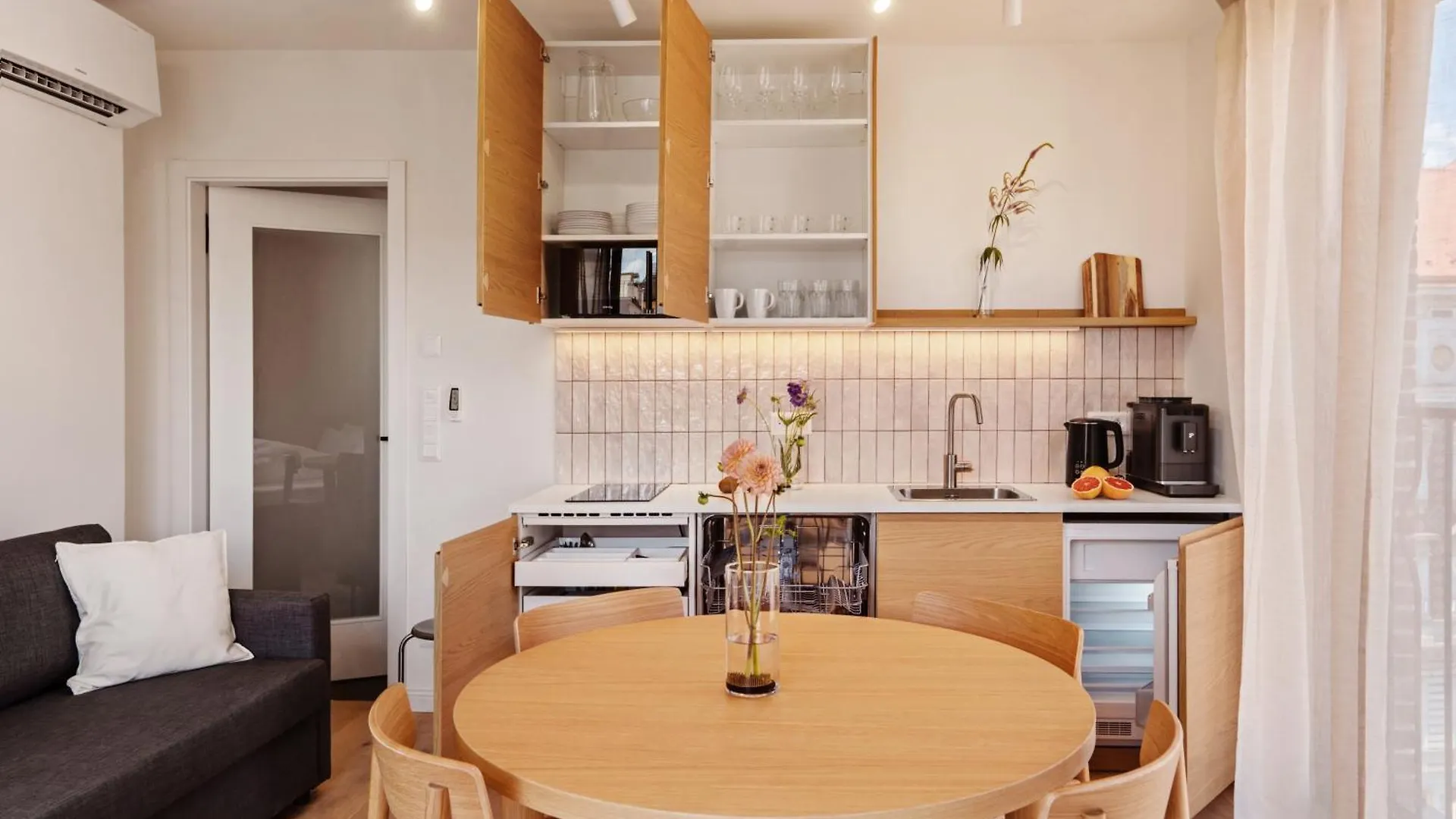 Turnkey I Henry'S Tower Apartments Prague 0*,  Czech Republic