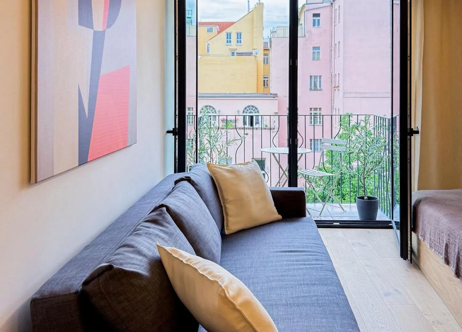 Turnkey I Henry'S Tower Apartments Prague 0*,